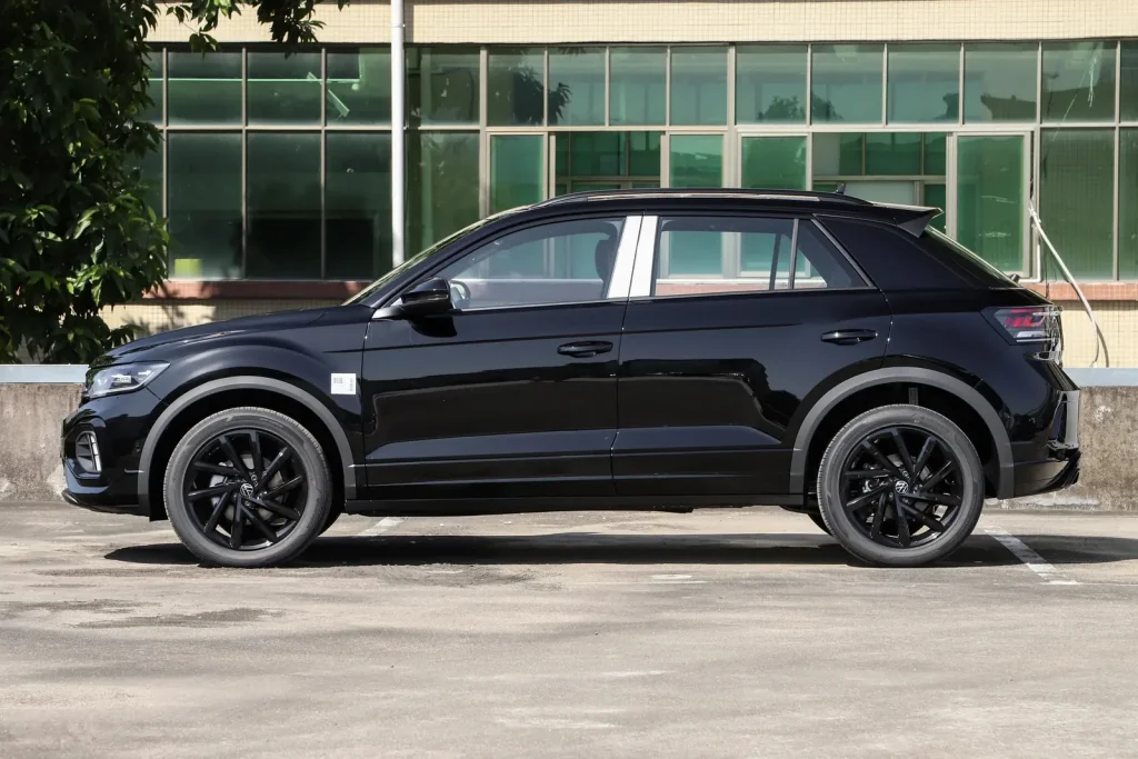 2026 Volkswagen T-ROC 300TSI Starlight side profile