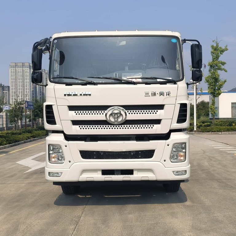 Heavy-duty Tri-Ring 6×4 Tractor STQ4258L10Y5SBEV