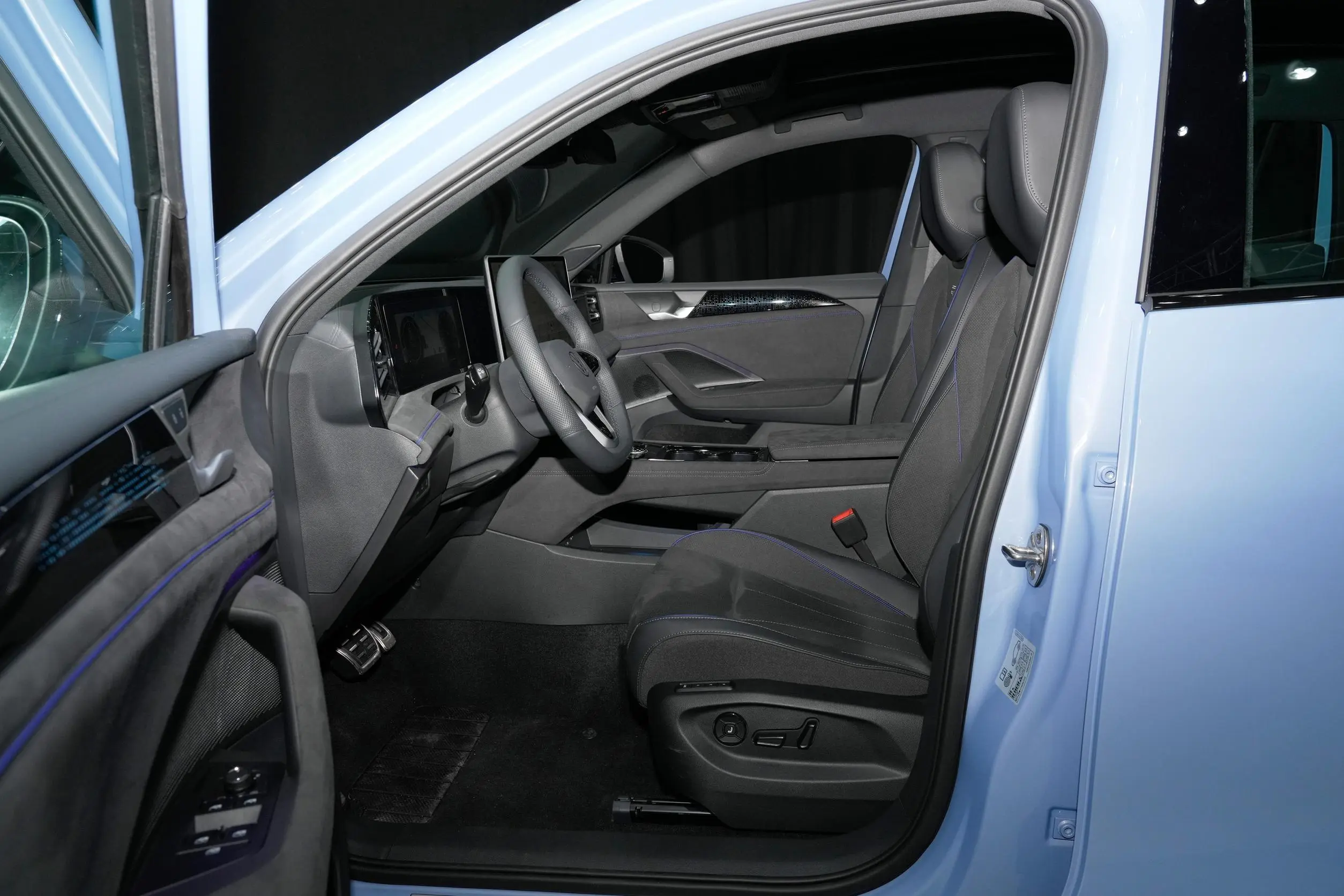 Used VW Tiguan L PRO 2024 (9)