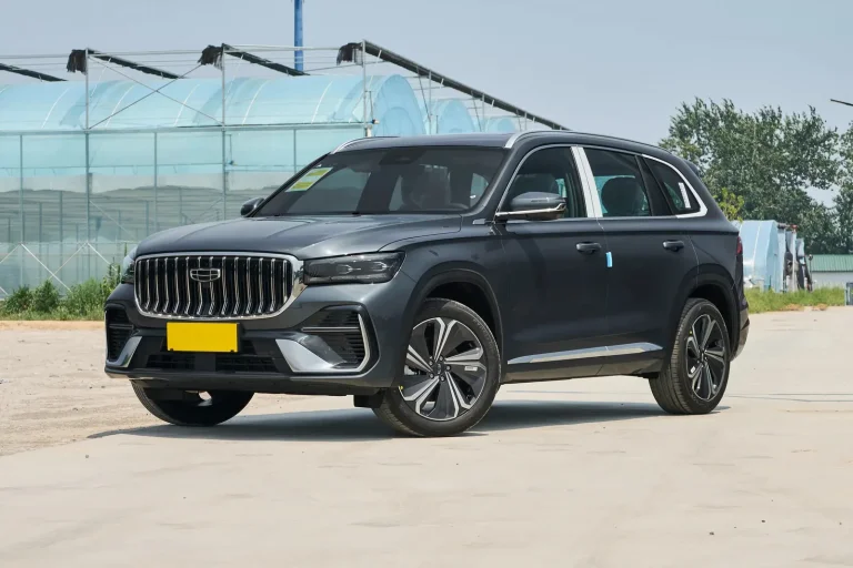 2026 Geely Monjaro 2.0T AWD front three-quarter view