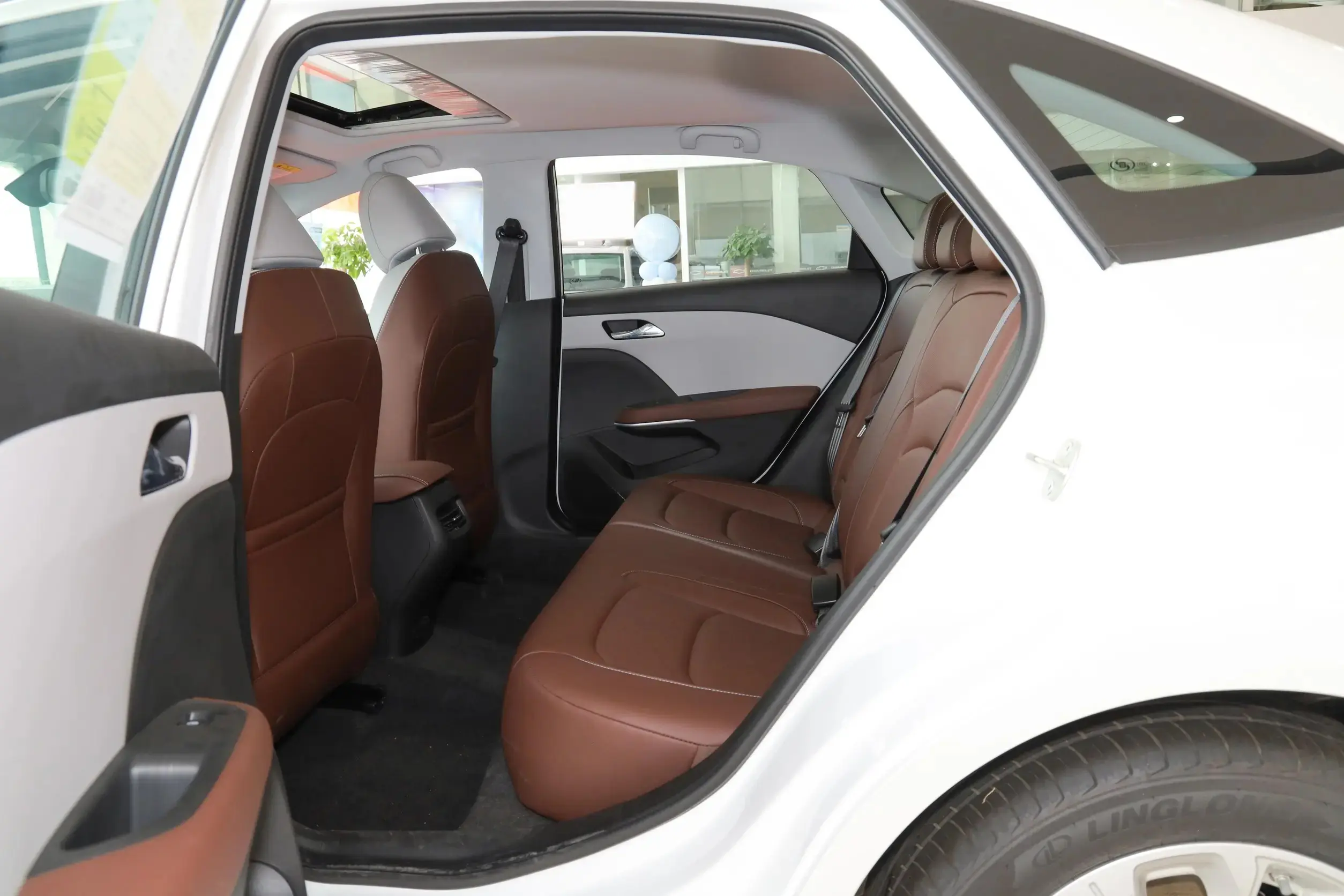 Chevrolet Monza 17