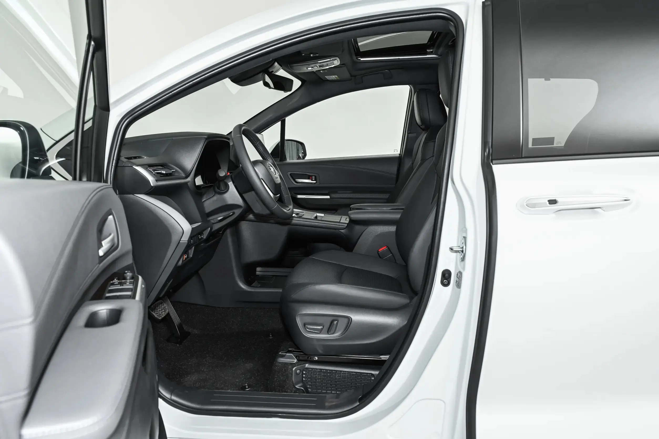 Toyota Sienna 25