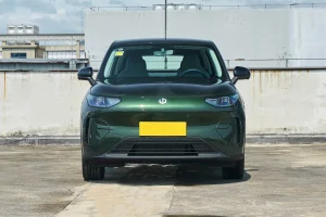 05 leapmotor a10 green front