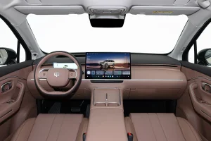 2027 leapmotor c16 13 cockpit wide