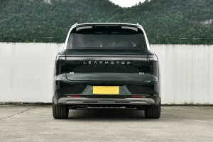 leapmotor d19 2026 06 exterior green rear headon